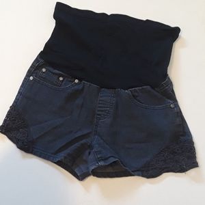 Bella Vida Maternity shorts